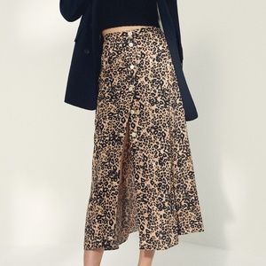 Aritzia WILFRED Amelie Midi Skirt Leopard Print 8